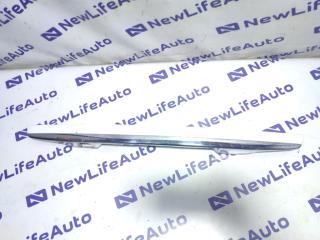 Накладка двери багажника Toyota Corolla Fielder