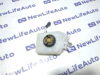 Бачок для тормозной жидкости Lexus LS600h 2010