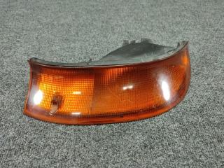 Поворотник в бампер правый Toyota Carina ED контрактная Поворотник в бампер правый Toyota Carina ED