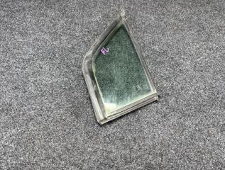 Форточка двери передняя левая Nissan Elgrand