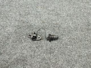 Датчик уровня масла Toyota Corolla