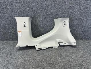 Запчасть обшивка багажника задняя правая Toyota Sienta