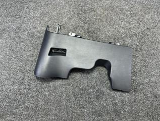 Консоль под рулевой колонкой Toyota Sienta