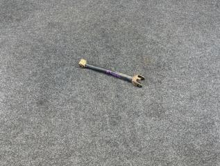 Запчасть рычаг нижний задний левый Nissan Cedric