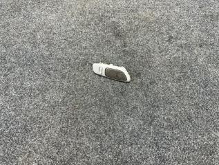 Светильник салона правый Mitsubishi Legnum 1999