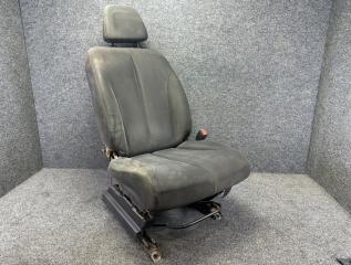 Сидение переднее правое Nissan Tiida Latio 2008 Б/У Сидение переднее правое Nissan Tiida Latio 2008