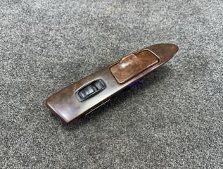 Блок управления стеклоподъёмниками задний правый Mitsubishi Diamante 1996