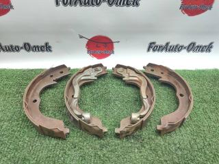 Колодки тормозные задние MITSUBISHI GRANDIS