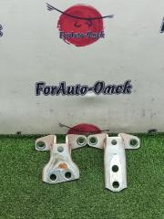 Запчасть петли на дверь передние правые MITSUBISHI I