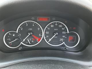 Запчасть двигатель PEUGEOT 206 2003