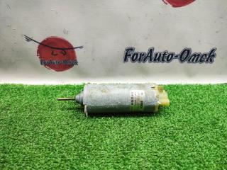 Запчасть мотор регулировки сиденья передний левый VOLVO XC90