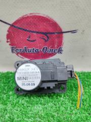 Запчасть сервопривод заслонок печки MINI COOPER 2009