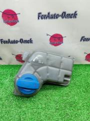 Запчасть бачок расширительный AUDI A4