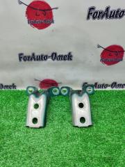 Запчасть петли на дверь передние правые Jaguar S-TYPE