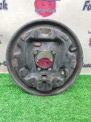 Фото запчасти щиток тормозного механизма задний правый CHEVROLET HHR 2007 контрактная запчасть Запчасть щиток тормозного механизма задний правый CHEVROLET HHR 2007