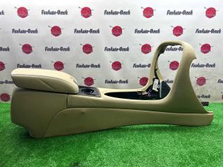 Запчасть подлокотник Jaguar XJ 2005