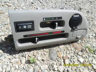 Климат-контроль Toyota Hiace Regius 1998