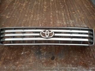 Решетка радиатора Toyota Land Cruiser Prado 2002
