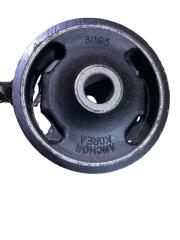 Запчасть опора двигателя передняя левая Chrysler Pacifica 2009