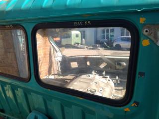 Стекло заднее заднее правое HINO RANGER 1994