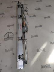 Запчасть шторка багажника Mercedes-Benz E-Class 2002-2009