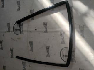 Запчасть направляющая стекла двери задняя левая Mercedes-Benz C-Class 2000-2008