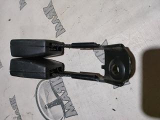 Запчасть замок ремня безопасности задний Mercedes-Benz E-Class 2002-2009