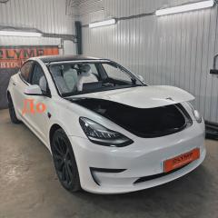 Запчасть стекло лобовое переднее Tesla Model 3 2017-2023