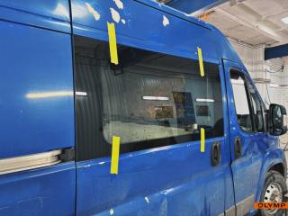 Стекло двери правое Boxer 2006-2024 L4H2