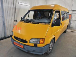 Запчасть стекло лобовое переднее Ford Transit 1986-2000