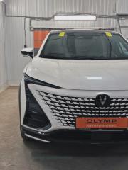 Стекло лобовое переднее Uni-T 2020-2025 S202 JL473ZQ5