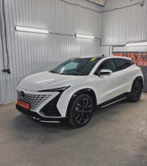 Стекло лобовое переднее Uni-T 2020-2025 S202 JL473ZQ5