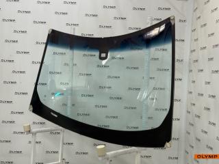 Стекло лобовое переднее Discovery 2004-2009 L319 AJD