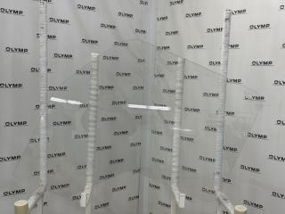 Запчасть стекло двери переднее левое Isuzu ELF 2000-