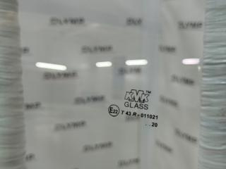 Стекло двери переднее левое Focus 2004-2011 Mk 2