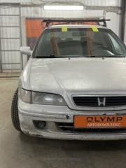 Стекло лобовое переднее Accord 1993-1999 CC7 F20Z1