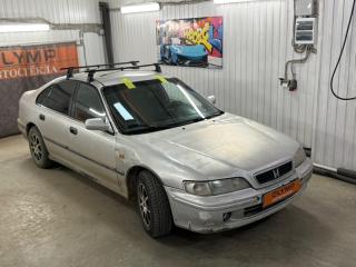 Стекло лобовое переднее Accord 1993-1999 CC7 F20Z1