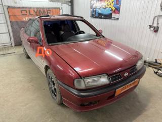 Запчасть стекло лобовое переднее Nissan Primera 1990-1996