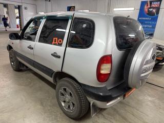 Запчасть стекло боковое (собачник) заднее левое Chevrolet Niva 1998-2025