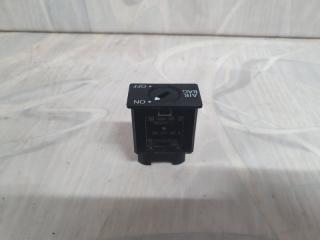Фото запчасти выключатель air bag Skoda Octavia 2008-2013 Б/У запчасть Запчасть выключатель air bag Skoda Octavia 2008-2013
