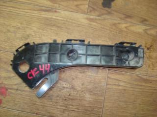 Запчасть кронштейн бампера передний левый Lexus LX570