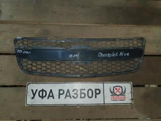 Запчасть решетка радиатора Chevrolet Niva 2002-2009