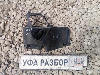 Запчасть корпус воздушного фильтра верх часть Audi A4 2007-2015