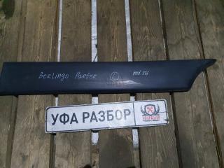 Накладка двери сдвижной наружная Citroen Berlingo 2002-2010