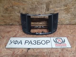 Запчасть рамка магнитолы с дефлекторами Infiniti FX35 2008