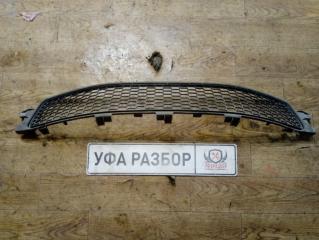 Запчасть решетка в бампер передняя Lexus IS250 2005-2013