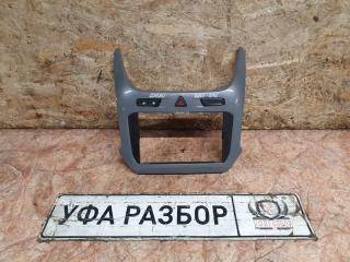 Запчасть рамка магнитолы с кнопкой аварийного сигнала Chevrolet Cobalt 2012