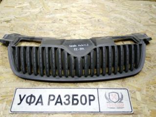 Запчасть решетка радиатора Skoda Fabia 2007-2015