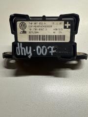 Запчасть датчик ускорения /курсовой устойчивости Porsche Cayenne