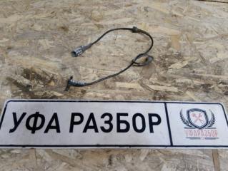 Запчасть датчик abs передний правый Peugeot 3008 2010